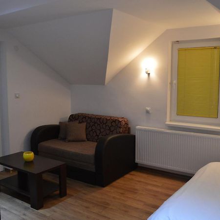 Hestia Apartments Μπέροβο Εξωτερικό φωτογραφία