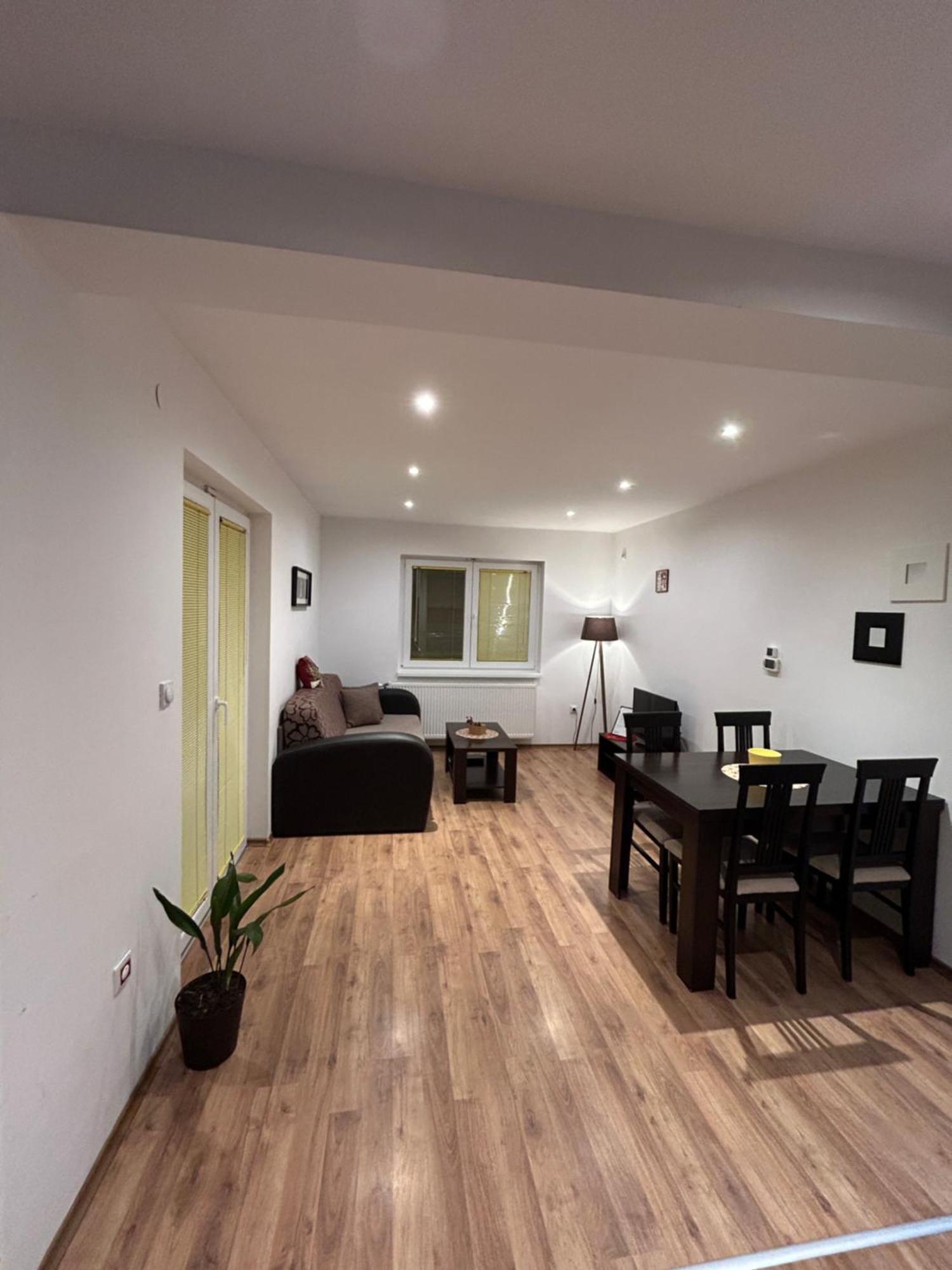 Hestia Apartments Μπέροβο Εξωτερικό φωτογραφία