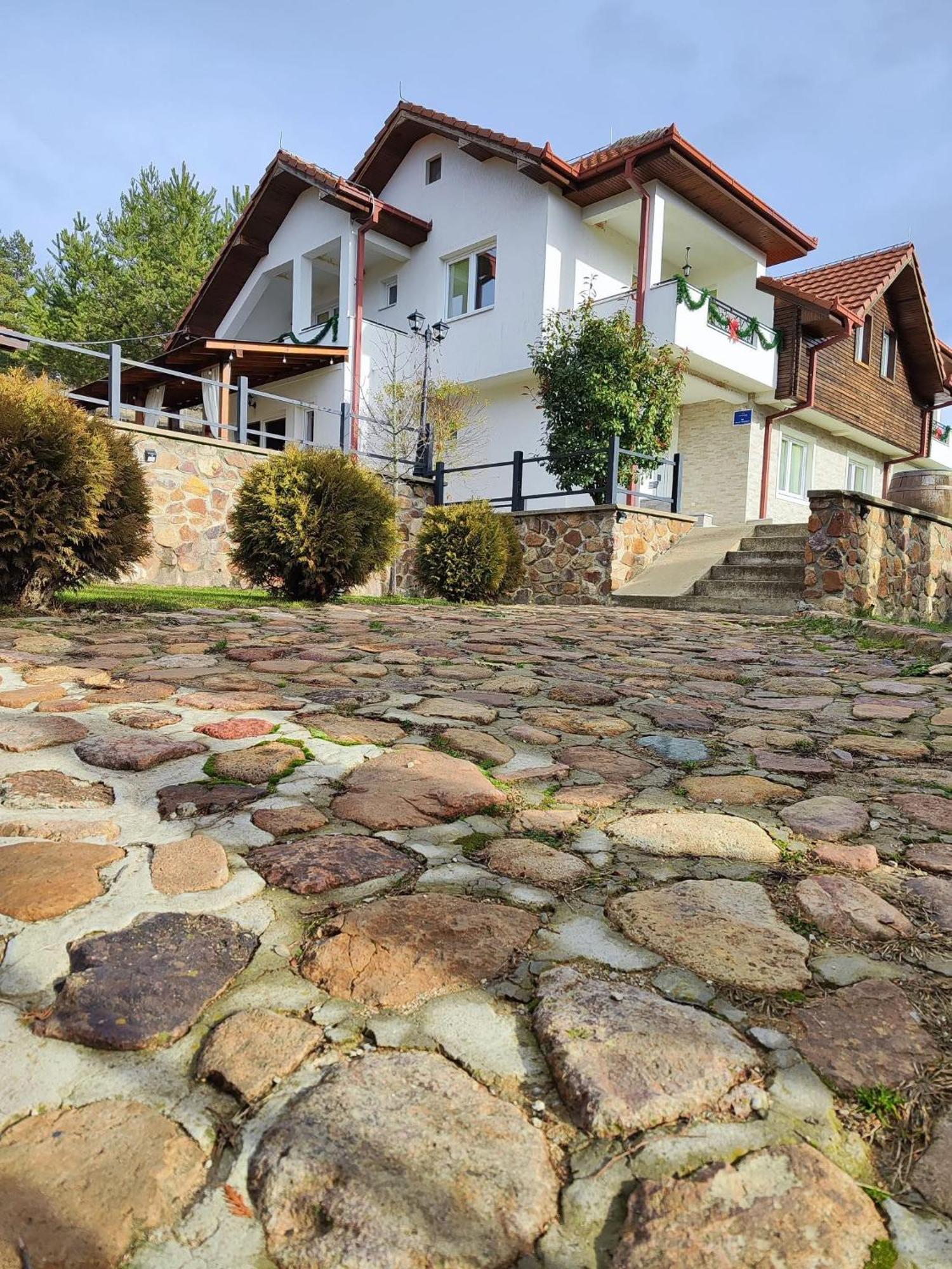 Hestia Apartments Μπέροβο Εξωτερικό φωτογραφία