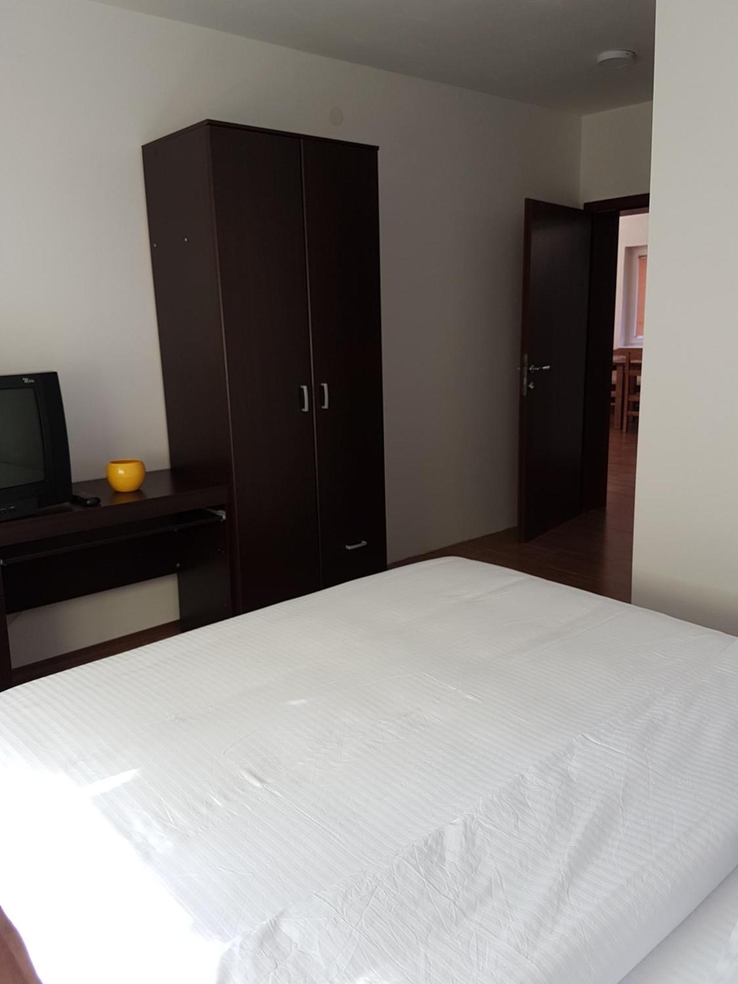 Hestia Apartments Μπέροβο Εξωτερικό φωτογραφία